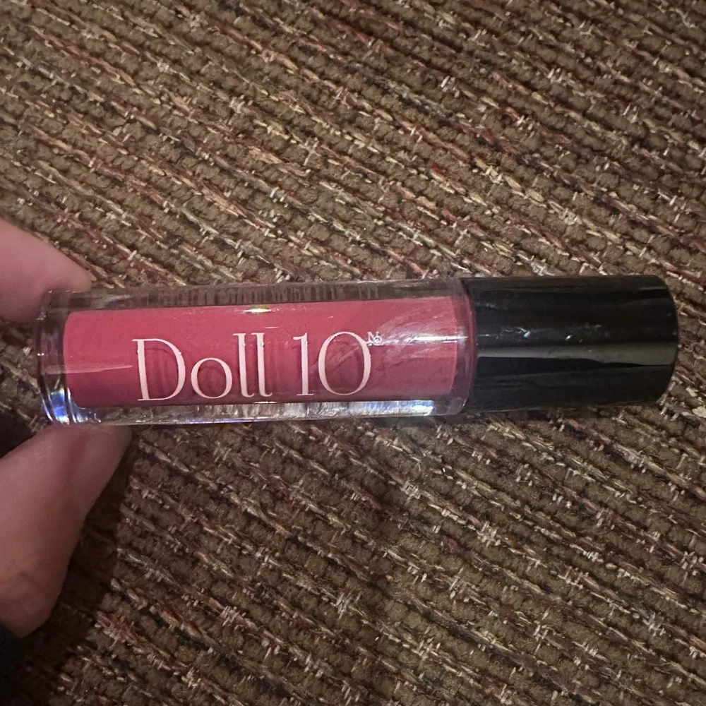 Doll 10 Lip Gloss in BFF NEW